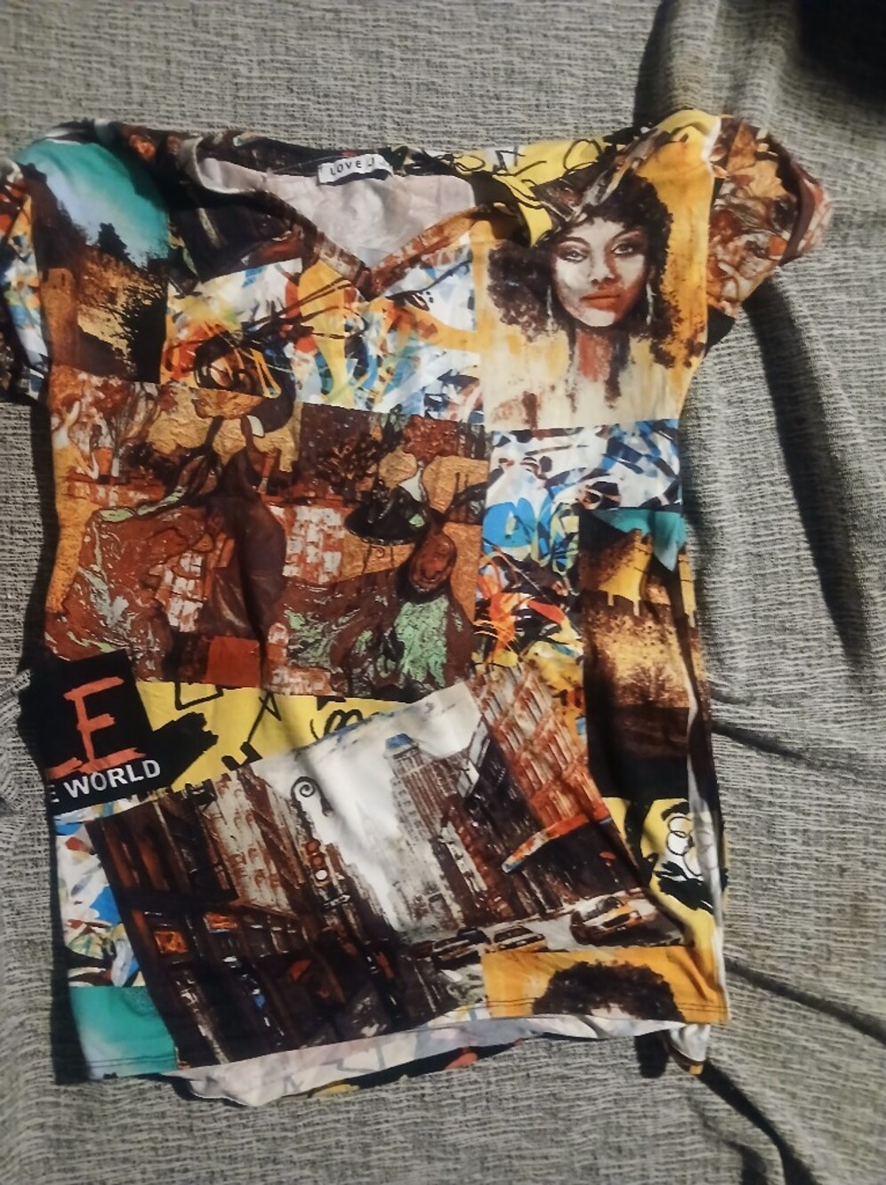 Abstract Graphic Patchwork Print  Top in Multicolor Medium